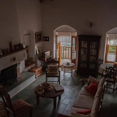 Arcadianis At Psari Trikolonon Gortynia